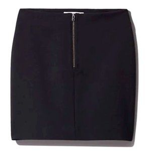 New Aritzia Peggy mini skirt size 0 front zip exposed black Wilfred Free
